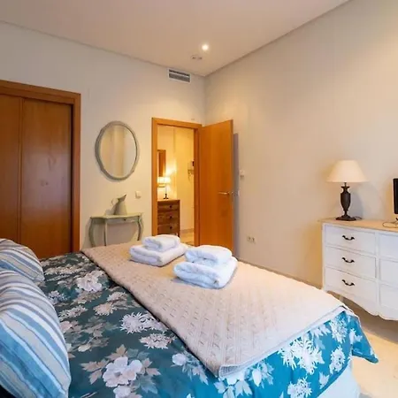 Las Mimosas Beach Apartment *
