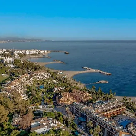 Las Mimosas Beach Apartment Marbella